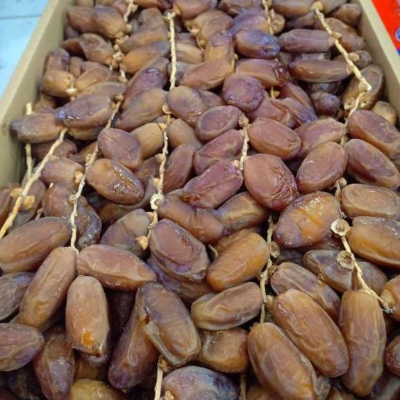 

✨BIG SALE✨ KURMA TUNISIA TANGKAI 1KG KEMASAN PLASTIK TEBAL gas !!