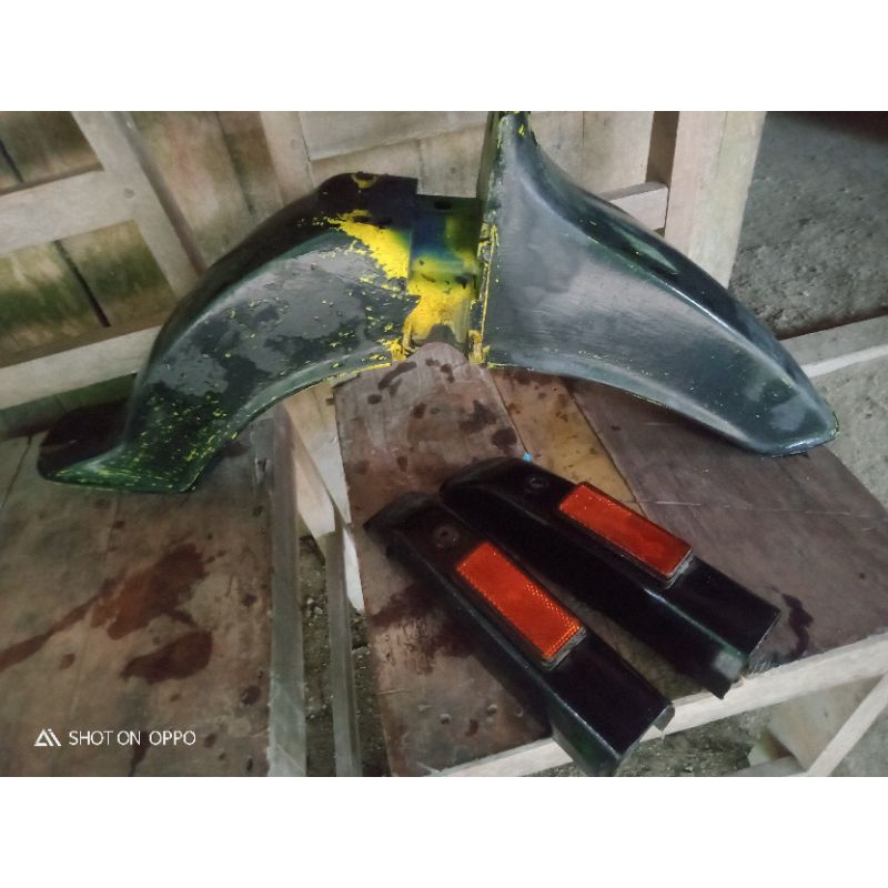 spakbor slebor depan suzuki rc 100 rc80 rc bravo