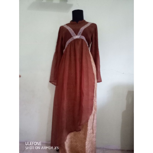 PL gamis savero bahan sutra Kombi tile size M