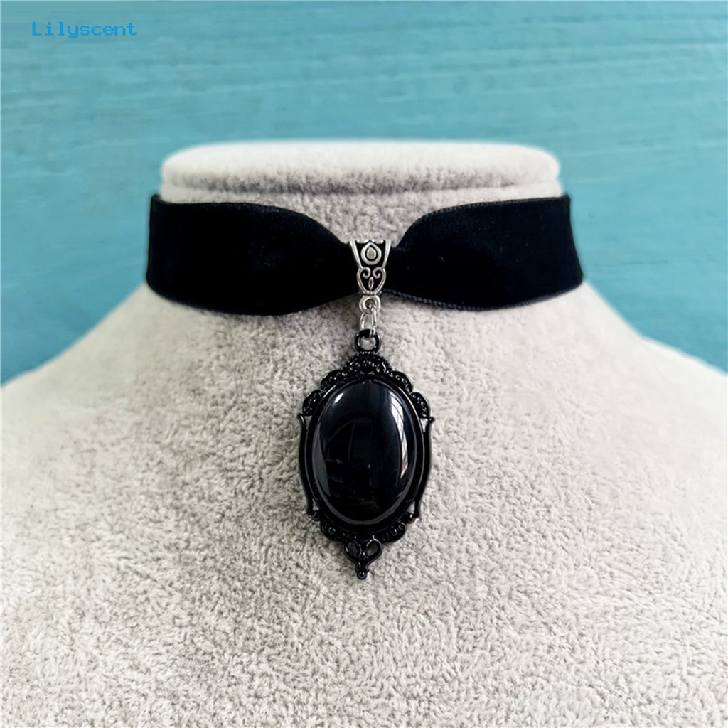 [LS] Wanita Choker Vintage Gothic Water Drop Geometris Adjustable Dress Up Beludru Wanita Faux Gemstone Pendant Klavikula Kalung Perhiasan Hadiah