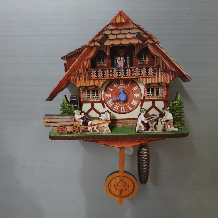 Terlaris Cuckoo Clock / Jam Dinding / Souvenir / Pajangan