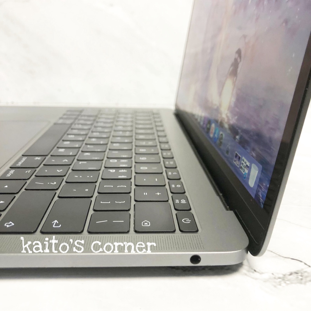 LAPTOP APPLE MACBOOK PRO 2017 INTEL CORE I5.2,3 GHZ - LAYAR 13,3 INCH - cocok untuk kerja/ kuliah, bonus tas dan mouse