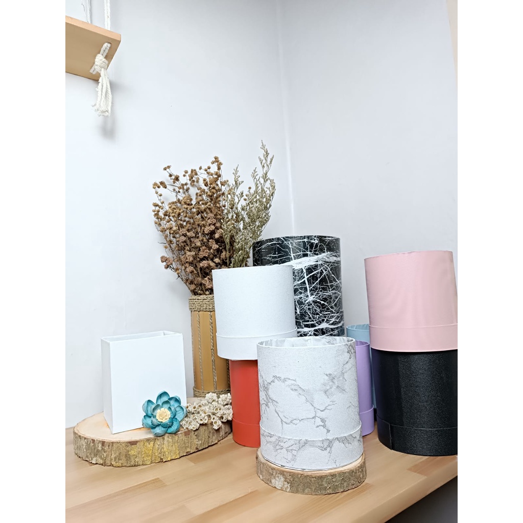 

Gift Box Bulat D15T16/Box Bulat Bunga/Box Bulat/Round Flower Box/Bloombox Flower