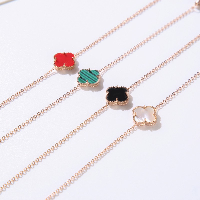 Gelang Tangan Rantai Baja Titanium Lapis Rose Gold 18K Hias Batu Agate Merah / Hitam Untuk Wanita