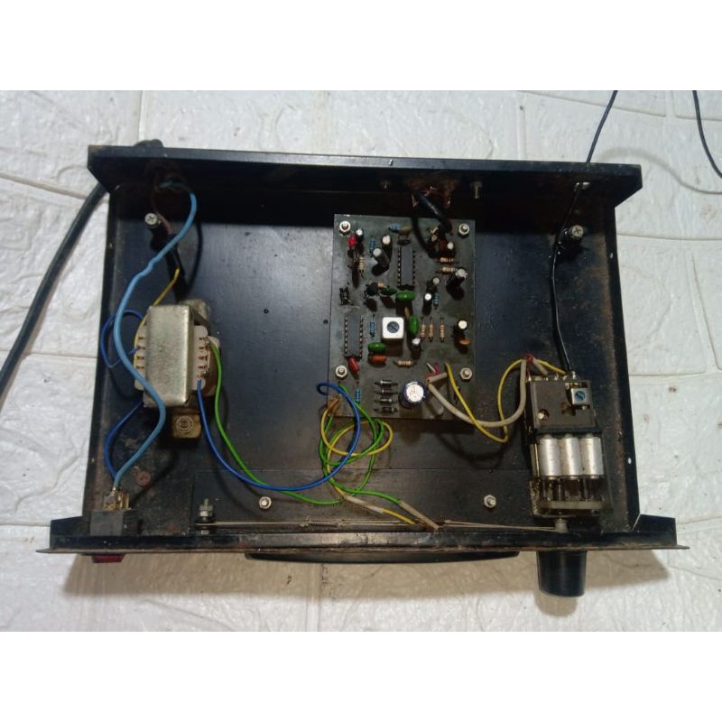 tuner fm merk aquarius