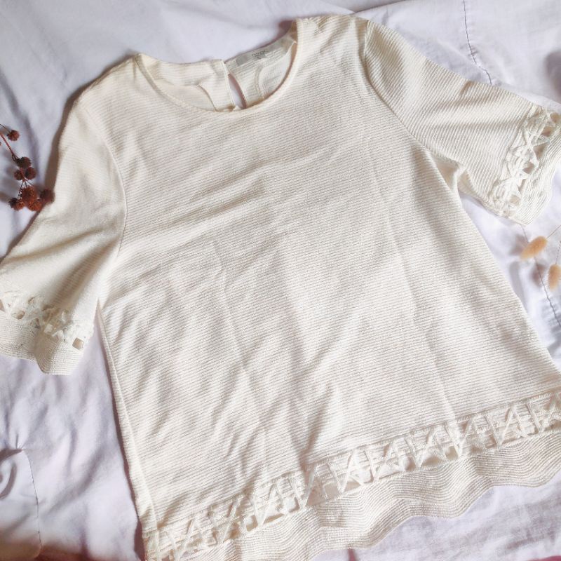 preloved korean lace white blouse | blouse putih aesthetic