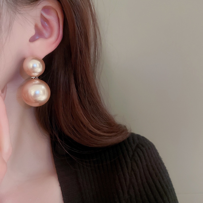 Anting Mutiara Fashion Baroque French Vintage Stud Earrings Kepribadian Temperamen Anting Wanita