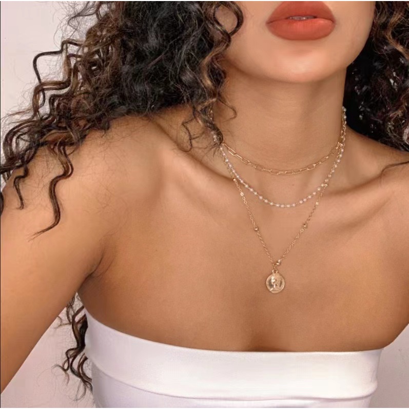 IFYOU Dodder Elegant Pearl Butterfly Gold Necklace Multilayer Pendant Choker Chain for Women Fashion Jewelry Accessories