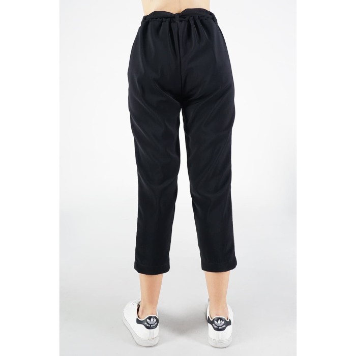 ✨LARIS✨ -Celana Panjang Wanita / Swivel Black Pants 43032L4BK - Logo Jeans - S, Hitam- 1.2.23