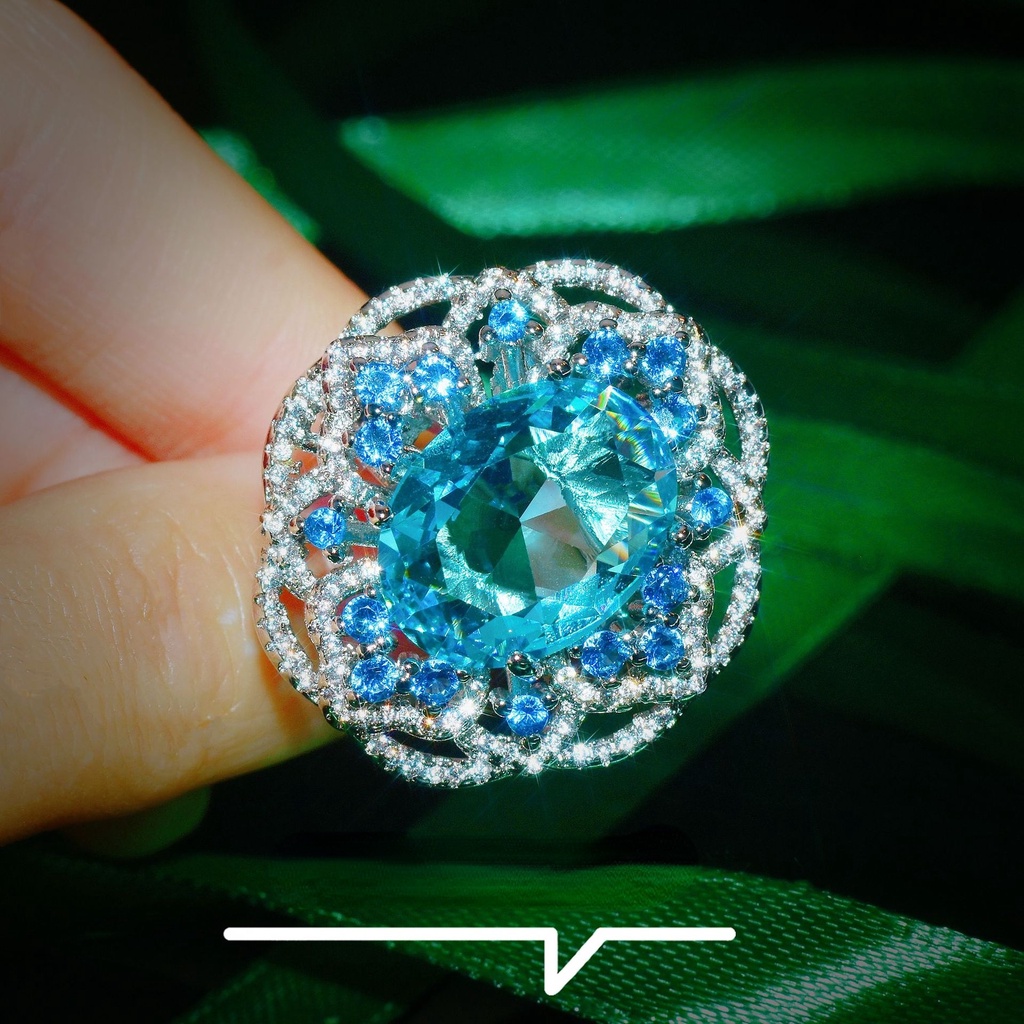 Goldkingdom Fashion Perhiasan Aksesoris Ready Stock Mewah Baru Penuh Berlian Simulasi Safir Pembukaan Cincin Warna-Warni Topaz Biru Langit Cincin Teratai Biru Murni.