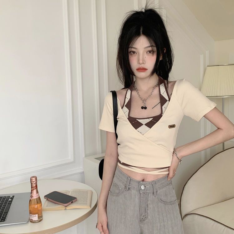 Red Musim panas baru manis keren hot girl style V-neck strap short top + plaid hanging neck vest slim fit and thin suit female