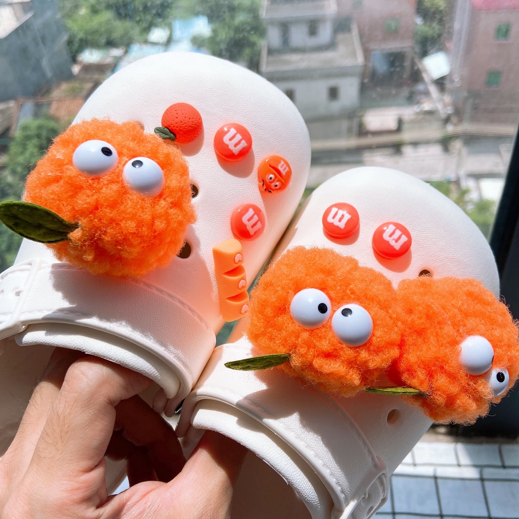 ✨Jepitan sepatu ini tidak akan mengecewakanmu ❤️ Aksesoris sepatu Crocs - jepitan sepatu lubang-lubang. Anggaran kecil, transformasi besar sepatu lubang-lubangmu 🪄 Kenakan jepitan sepatu ini dan rasakan kebahagiaan yang berderak setiap hari ✨