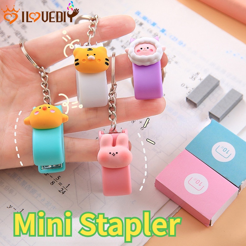 Candy Color Stationery Gantungan Kunci Pesona Kantor Siswa Stapler Kertas Kartun Mini Stapler Dengan Gantungan Kunci Lucu Kecil Liontin Stapler Test Paper Pengikat Dokumen