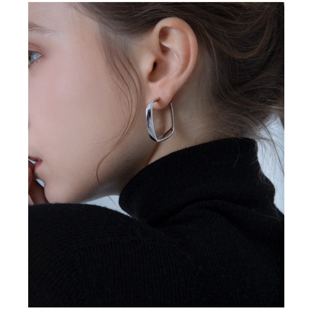 Goldkingdom Aksesoris Perhiasan Fashion Ready Stock Anting Prancis Baru Anting Geometris Berlebihan Untuk Wanita.