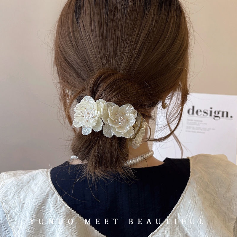 Korea Cahaya Mewah Super Fairy Flower Balls Head Grab Clip Senior Sense Back Head Hair Clip