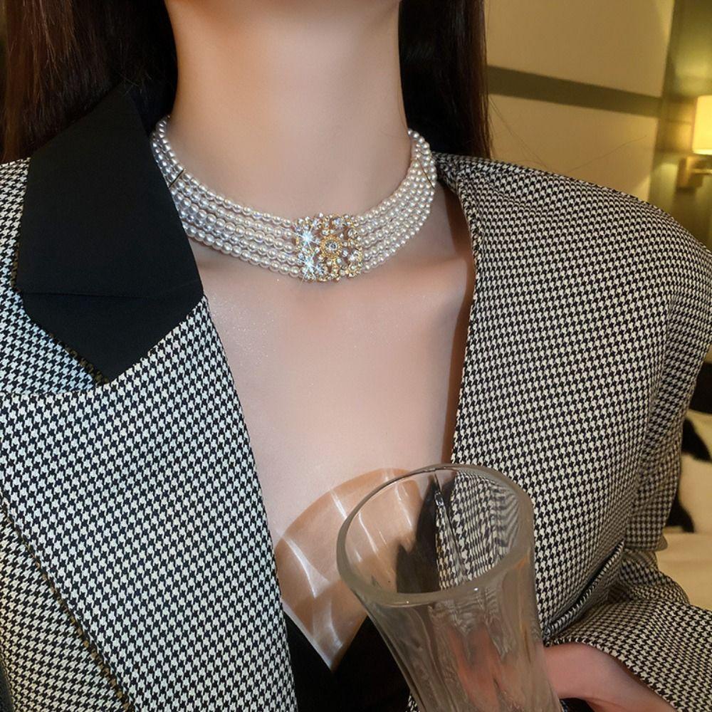 Agustina Wanita Kalung Elegan Baroque Mutiara Multilayers Alloy Temperamen Perhiasan Aksesoris