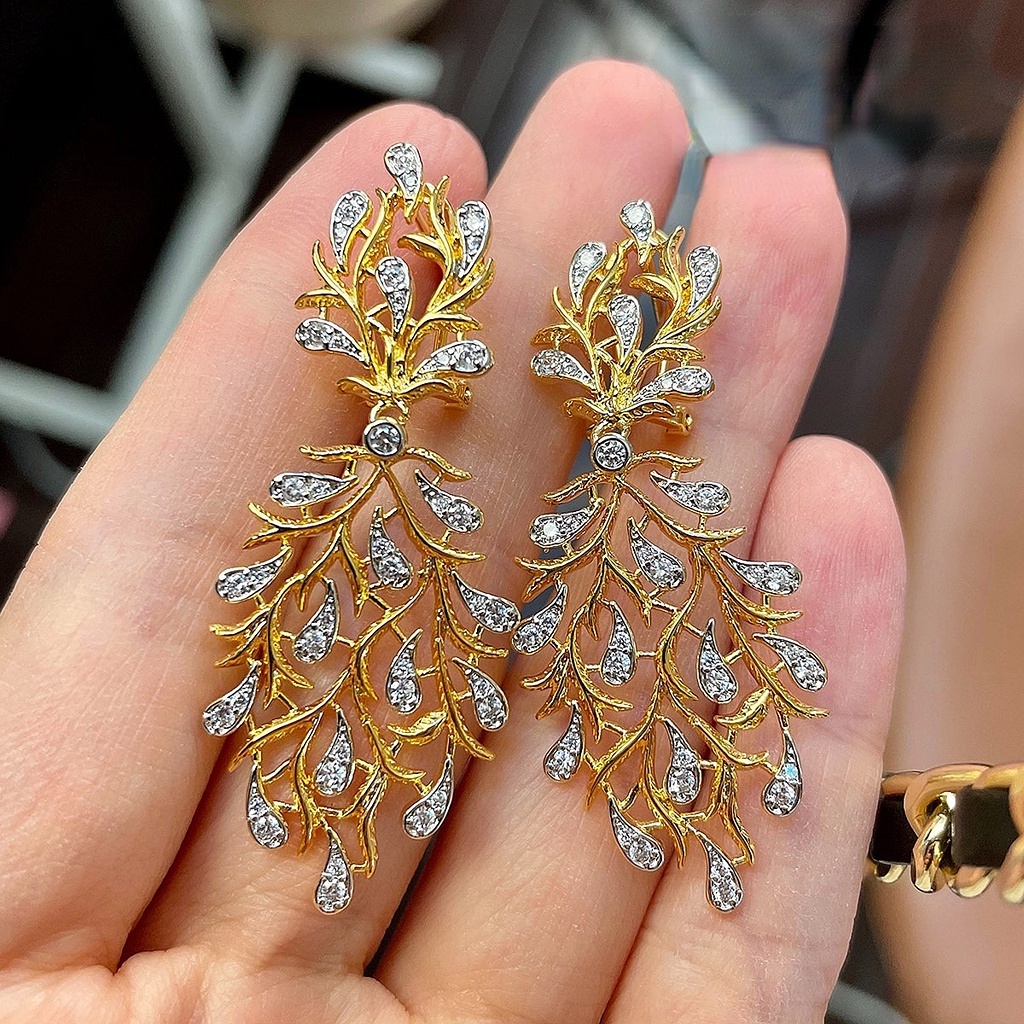 Goldkingdom Aksesoris Perhiasan Fashion Ready Stock Itali Ukiran Emas Asli Kadar 375 Anyaman Berongga Urat Pemodelan Telinga Drop Ear Studded Dengan Zircon Light Dan Smart Leaf Earrings Untuk Wanita