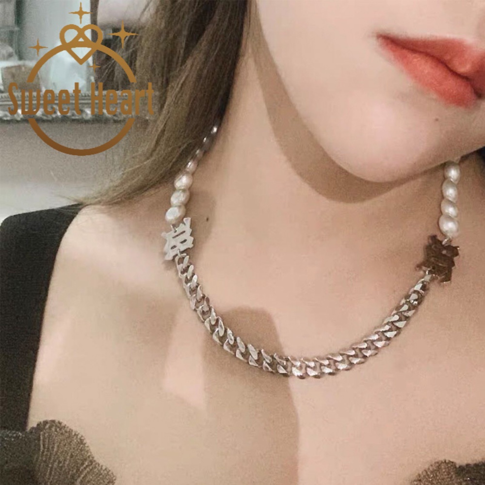 Kalung Choker Rantai Mutiara Huruf Logam Unisex Populer Punk Hip-hop Warna Silver Untuk Wanita SWET HEART JEWELRY