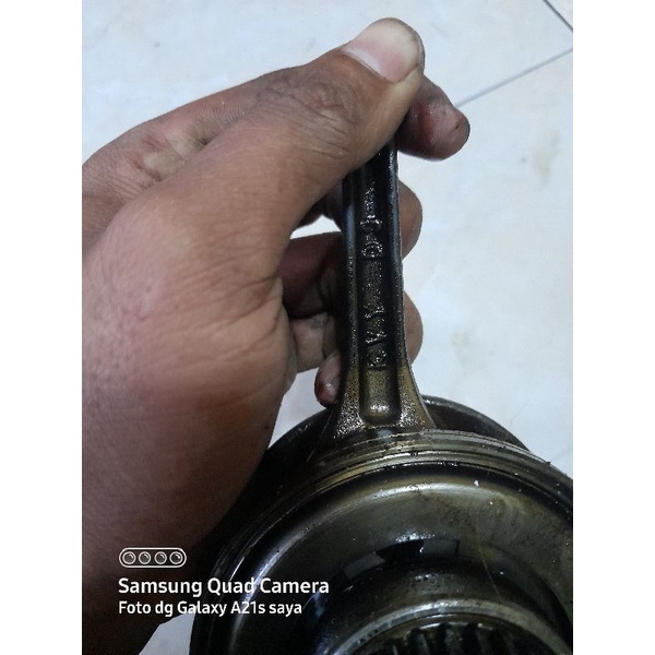 AS KRUK BANDUL KOPLAK BAHAN DERAT KANAN/KIRI BEAT FI {KZL} BEAT KARBU {KVY} ORIGINAL
