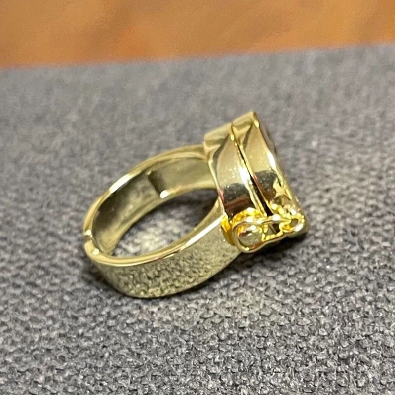 [X C Perhiasan] Cincin Hadiah Wanita Untuk Teman Baik SpongeBob Pie Bintang Besar Alloy Ring Aksesoris Fashion