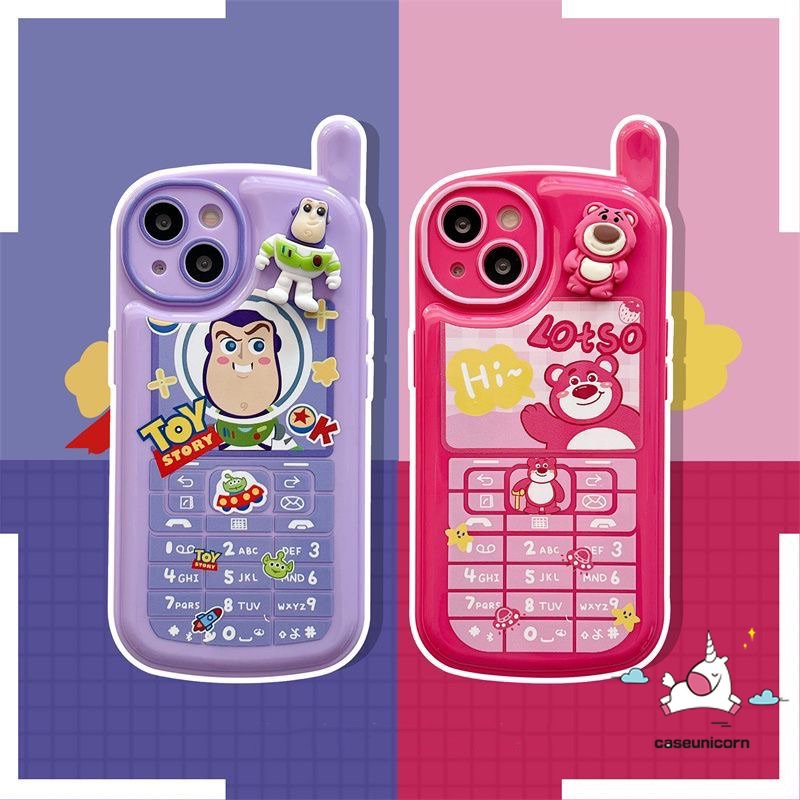 IPHONE Kartun Boneka 3D Kepribadian Retro Telepon Bentuk Case Kompatibel Untuk Iphone11 13 14 12 Pro MAX XR 7 8 Plus X XS MAX SE 2020 Lucu Toy Story Strawberry Bear Manyo Glossy Lembut Tpu Cover