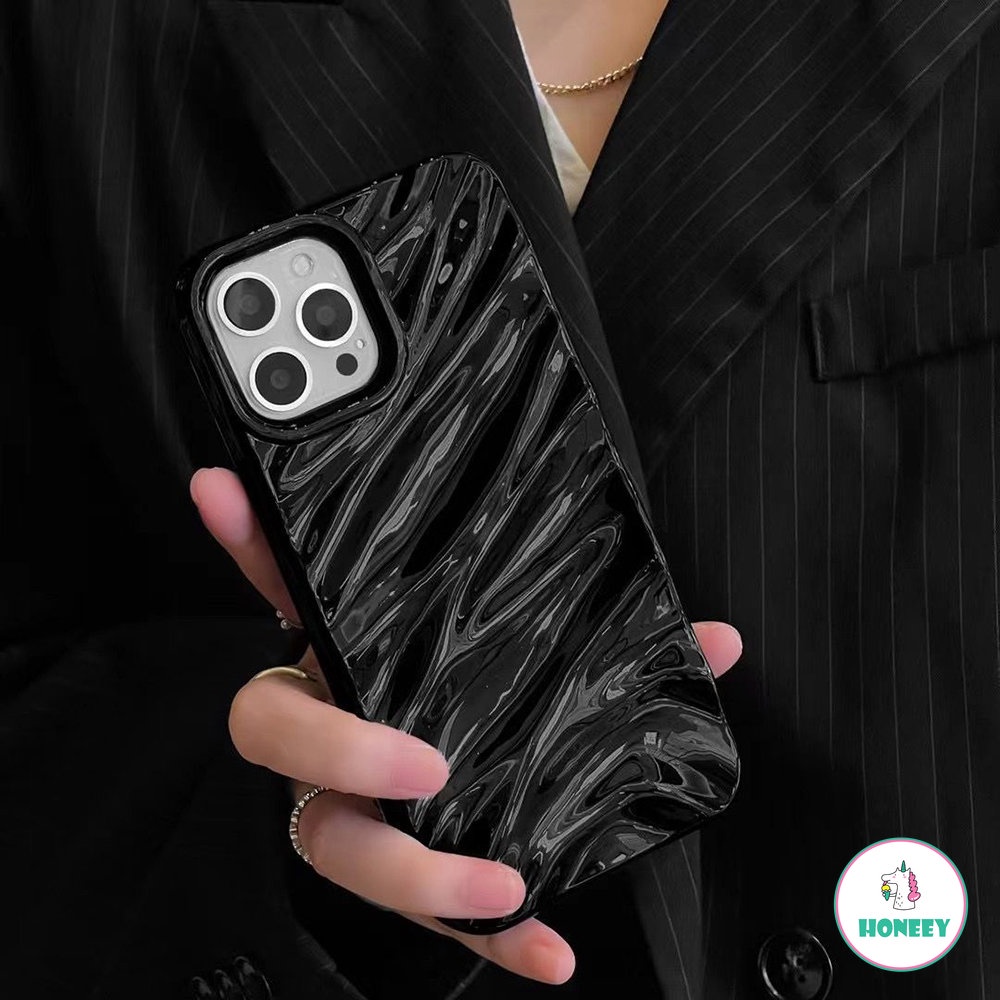 IPHONE Ins Style Casing Ponsel Lipit Hitam Kompatibel Untuk Iphone11 12 13 14 Promax X Xs Max Xr Casing TPU Lembut Samping Shockproof Minimalis