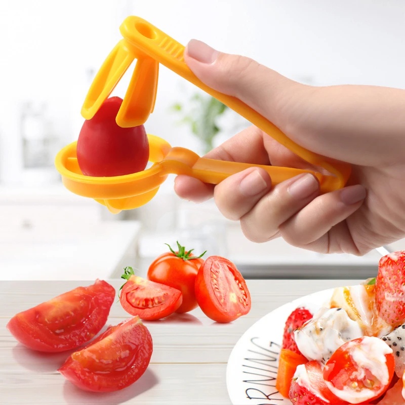 Tomato Slicer Cutter Cherry Strawberry Sekat Dapur Buah Tomat Kecil Potong Manual Aksesoris Gadget