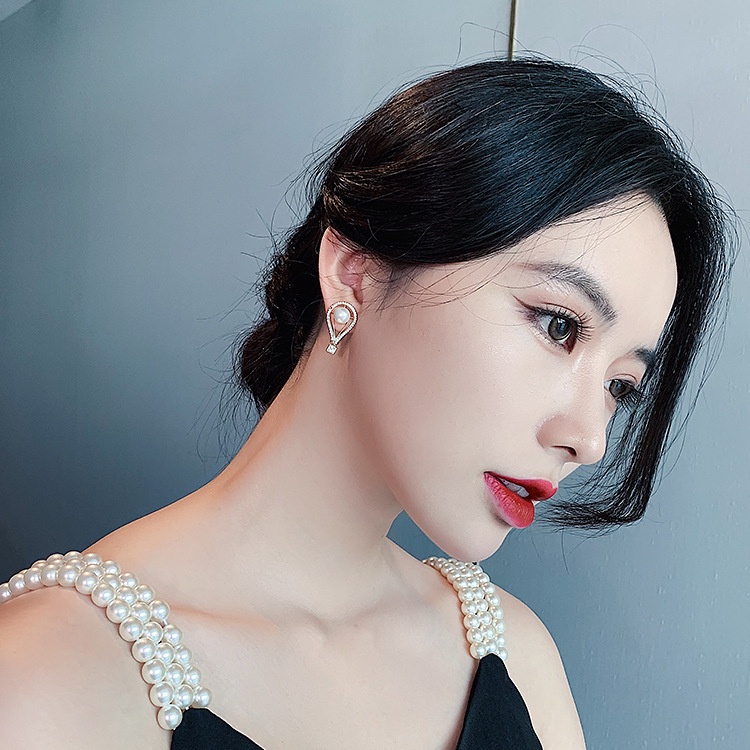 S925 Perak Jarum Desainer Korea Gaya Pengakuan Balon Mutiara Zirkon Tahun Gaya Baru Berkelas Earrings Earrings