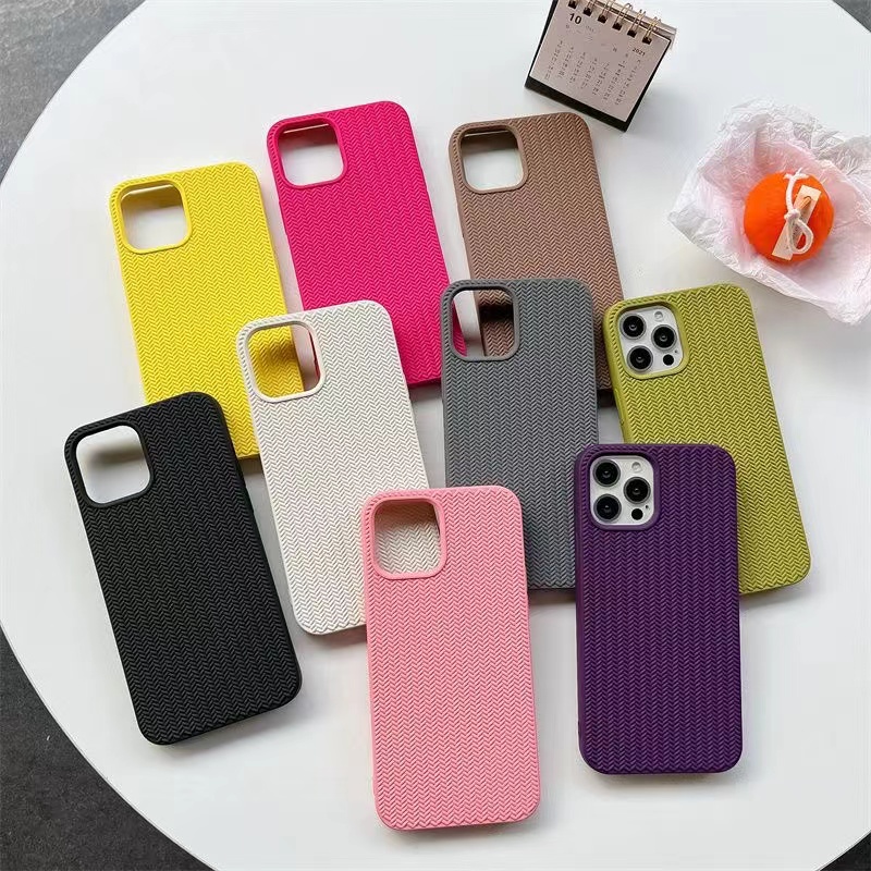 IPHONE Casing Pelindung Motif Rajut Ungu Tua Untuk Iphone11 12 13 14 Pro XS Max7 /8 14 Plus XR Liquid Soft Casing Belakang