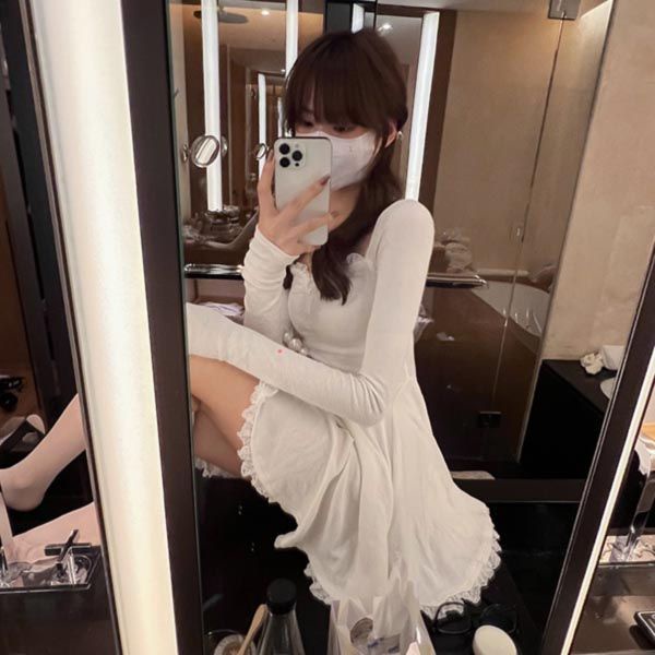 Red Keinginan Murni Bengkak Gaun Renda Seksi Wanita Musim Gugur Baru Lengan Panjang Pinggang Pinggang Temperamen Gadis Panas Lipit Rok A-line
