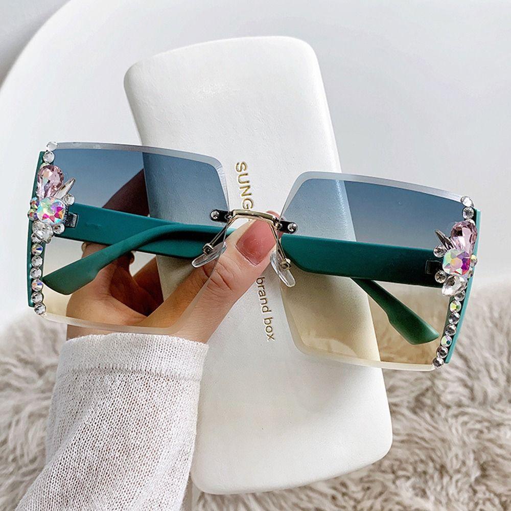 Nanas y2k Kacamata Hitam Trendy Gradasi Oversized Goggle Diamond Sun Glasses