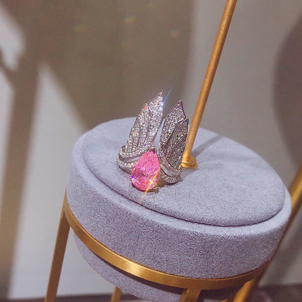 Goldkingdom Fashion Perhiasan Aksesoris Ready StockTiktok Gaya Euro-Amerika Retro Zamrud Cincin Yang Dapat Disesuaikan Kreatif Sayap Malaikat Warna Harta Cincin