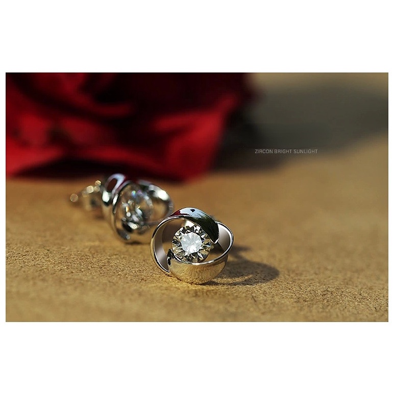 Goldkingdom Fashion Perhiasan Aksesoris Ready Stock Berlian Anting Pejantan925 Perak Berputar Cinta High-end Vintage Stud Earrings Perhiasan Berlapis Perak Wanita Terlaris