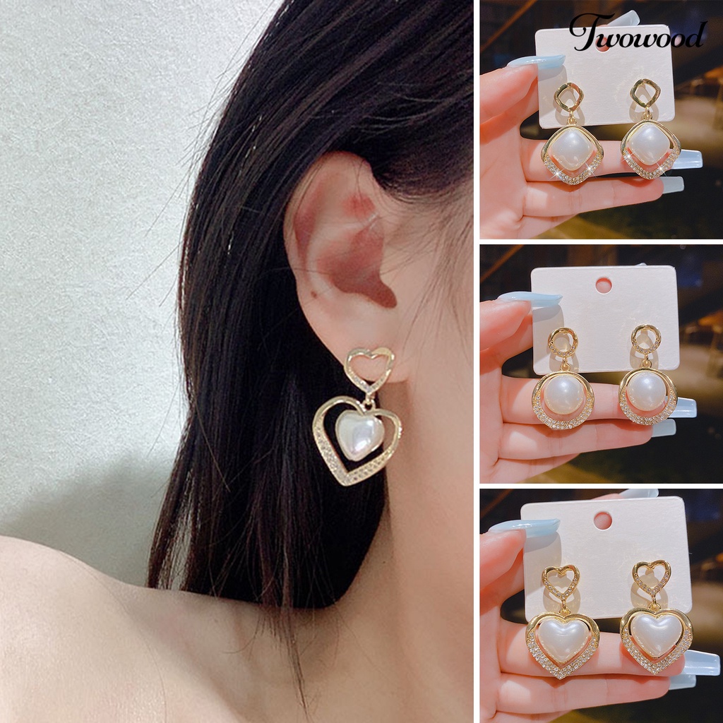 Twowood 1pasang Anting Pejantan Bling Berlian Imitasi Berongga Cincin Elegan Berbentuk Hati Mutiara Imitasi Drop Earrings Perhiasan Aksesoris