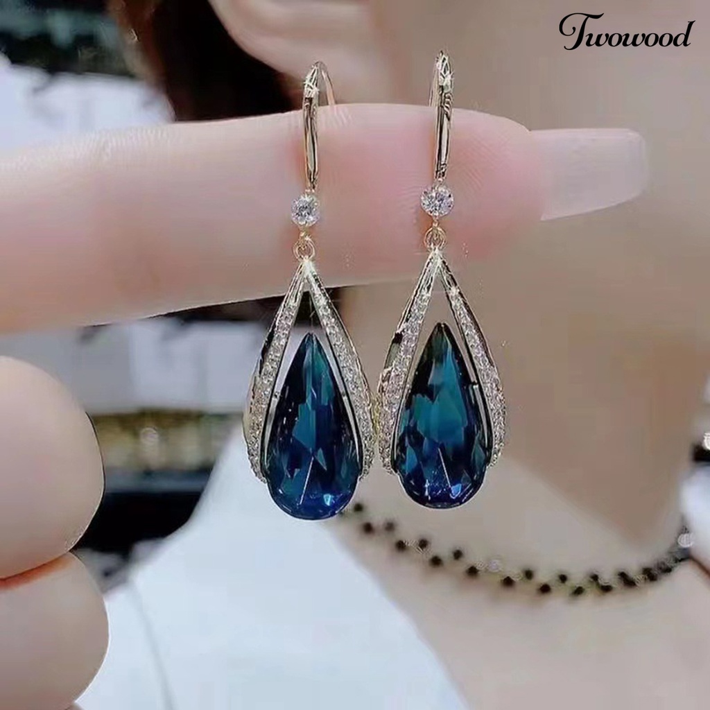 Twowood 1pasang Anting Kait Kelas Tinggi Temperamen Elegan Berlian Imitasi Hadiah Imitasi Ungu Kristal Tetesan Air Menjuntai Anting-Anting Perhiasan Fashion