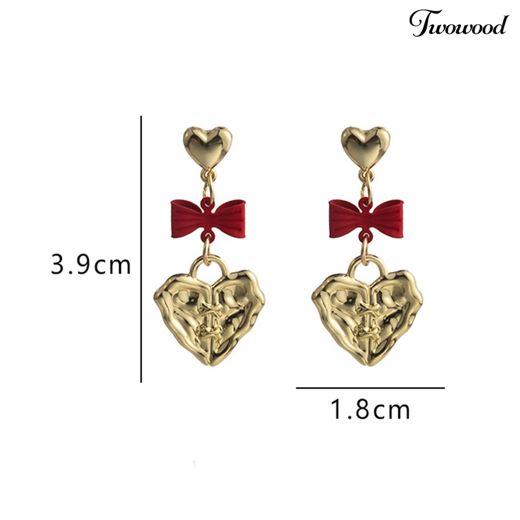 Twowood 1pasang Drop Earrings Personality Ikatan Simpul Gaya Korea Retro Embossment Cinta Hati Stud Earrings Perhiasan Aksesori