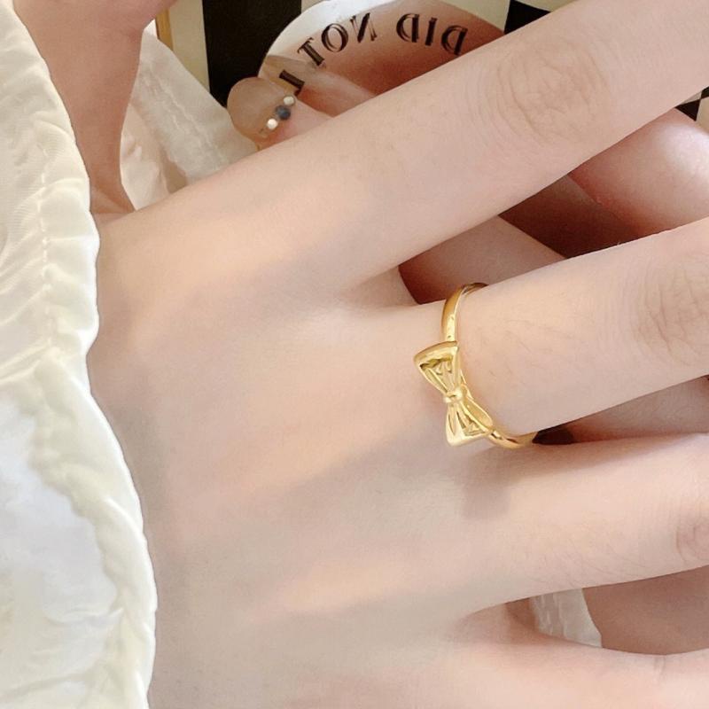 Cincin Titanium Wanita Emas 18K Anti Karat Tidak Luntur Cute Bow Ring Korea