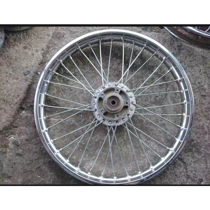 velg pelek jari-jari depan Honda Supra x lama