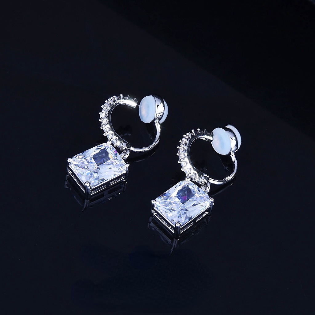 Goldkingdom Aksesoris Perhiasan Fashion Ready Stock Super Flash Gaya Perempuan Cincin Telinga Ear Studs Ear Clip Tanpa Tindik Telinga French Senior Sense Match Simple