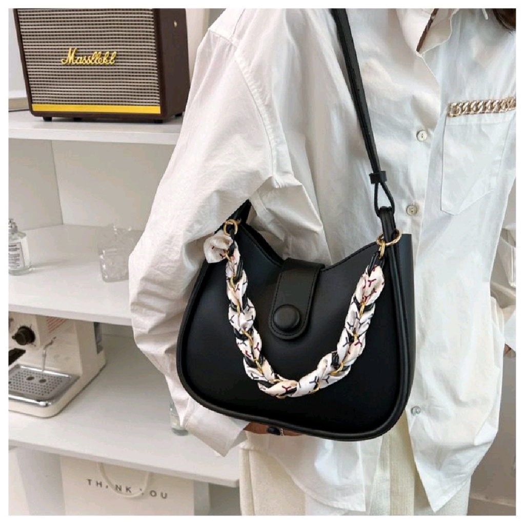 Tas wanita - tas selempang wanita multifungsi 2 in 1 lili bag // bisa cod // tas murah