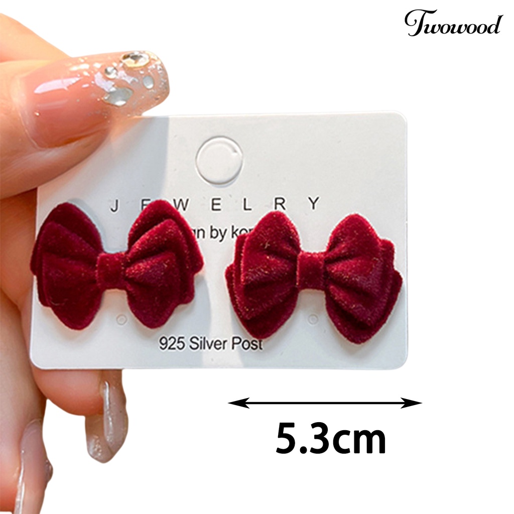 Twowood 1pasang Anting Stud Pola Geometris Gaya Cina Temperamen Liontin Electroplating Dekorasi Fashion Item Merah Meriah Perempuan Anting Aksesoris Pakaian