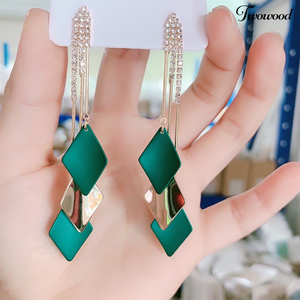 Twowood 1pasang Liontin Anting Bohemian Geometris Berlebihan Warna Kontras Belah Ketupat Hias Berlian Imitasi Rumbai Anting Perhiasan Aksesori