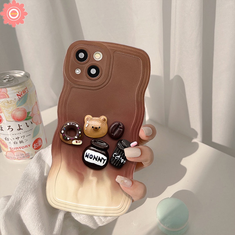 IPHONE Mainan Kartun 3D Lucu Beruang Kopi Donat Case Kompatibel Untuk Iphone11 7 8 Plus XR 13 12 14 Pro Max 6s 6x XS Max14 Plus SE 2020 Gradiasi Coklat Tepi Bergelombang Lembut TPU Cover