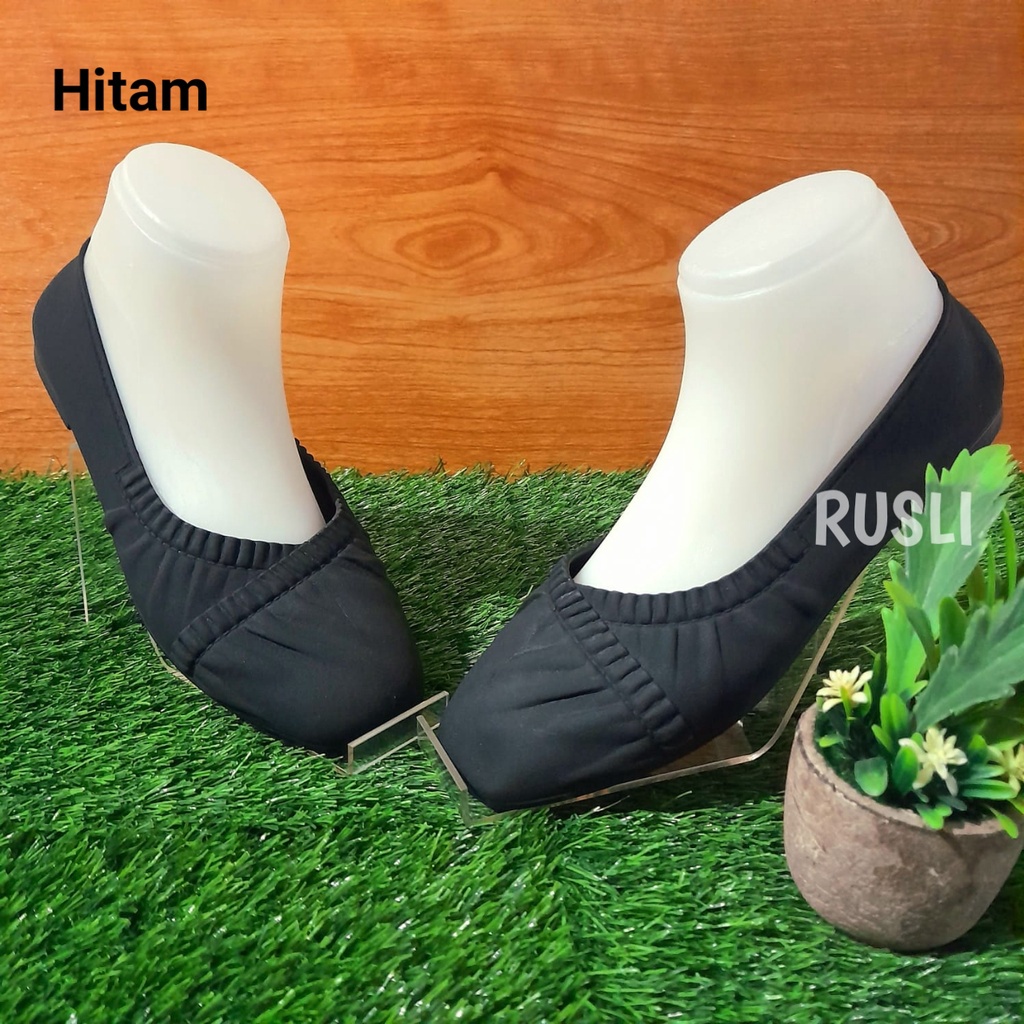 (COD) Sepatu Flat Krut Wanita Jelly Import Balance 0227