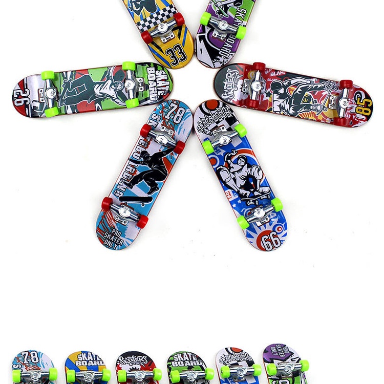 Anak mini finger skateboard puzzle figureboard Mainan Kecil desktop fingertip skateboard toys