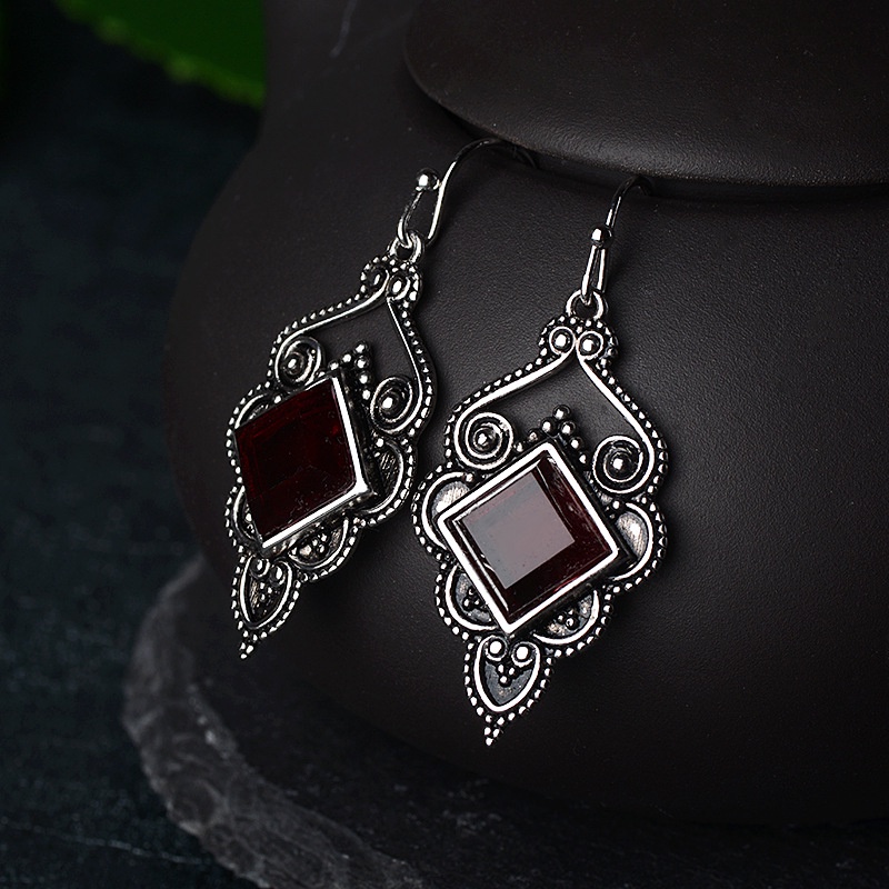 Goldkingdom Fashion Perhiasan Aksesoris Ready Stock Wish Gaya Baru Bertatahkan Ruby Square Berlian Zirkon Anting Eropa Dan Amerika Wanita Berlapis S925 Vintage Thai Silver Earrings