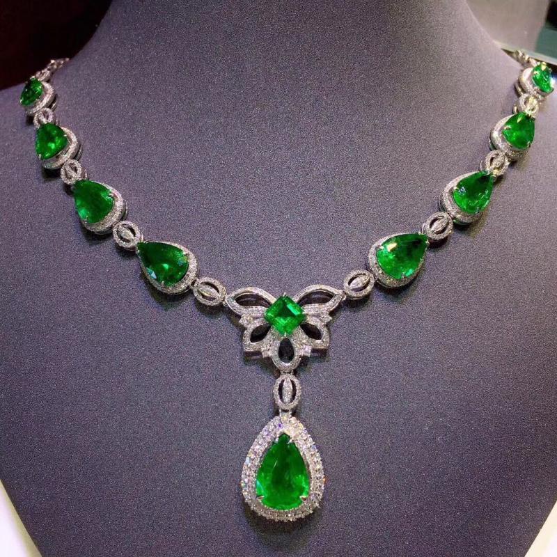 Goldkingdom Fashion Perhiasan Aksesoris Ready Stock Mewah Baru Alami Emerald Berbentuk Pir Kalung Micro Bertatahkan Berlian Untuk Wanita