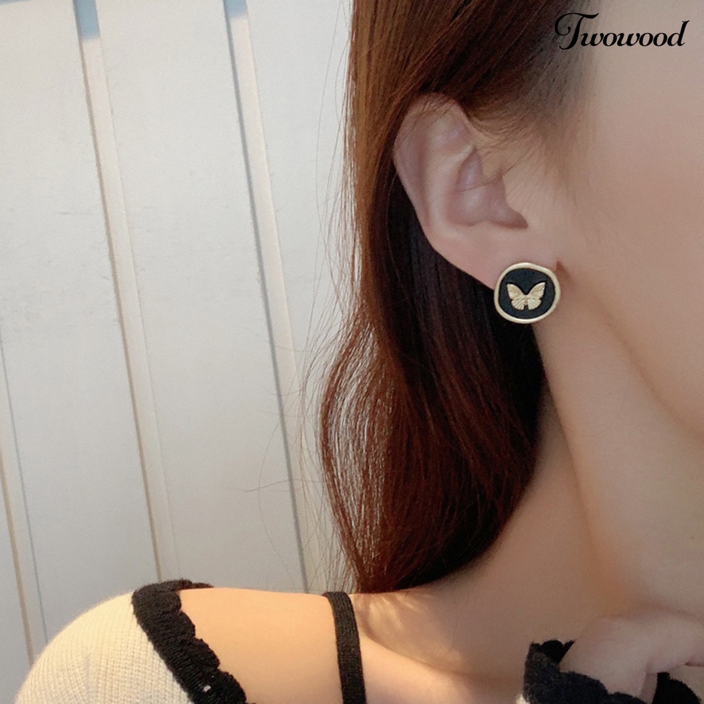 Twowood 1pasang Ear Studs Retro Gaya Perancis Menjatuhkan Minyak Tidak Teratur Bulat Hadiah Kepribadian Hitam Emas Kupu-Kupu Wanita Anting Perhiasan Fashion