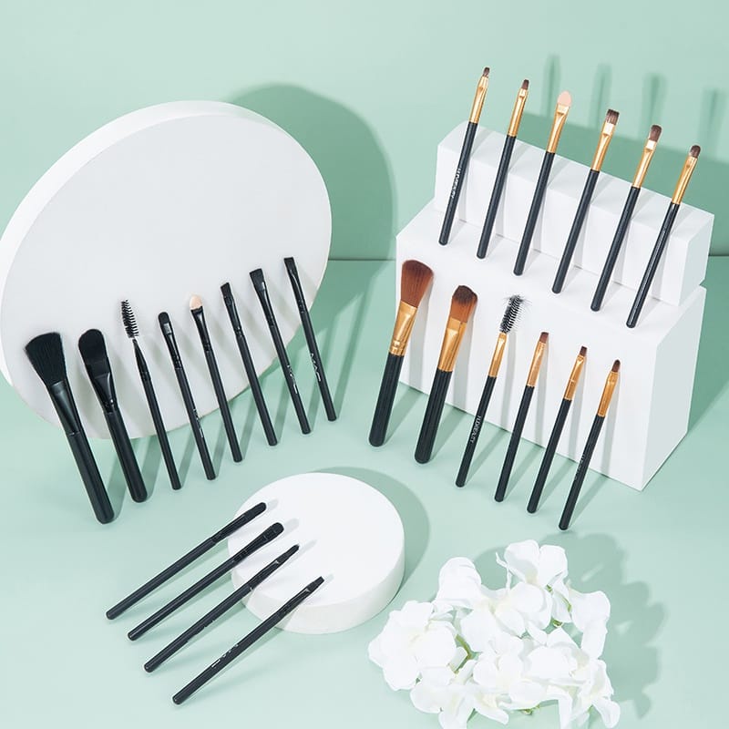 pink mall-12 PCS MAKEUP BRUSH MAC SET /  ALAT MAKEUP / MAKEUP BRUSHES SET