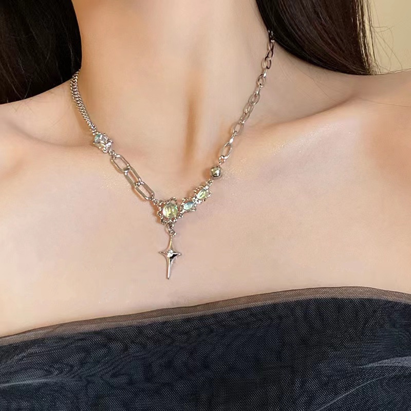 Indah Kristal Opal Liontin Kalung Untuk Wanita Rantai Klavikula Geometris Tidak Teratur Choker Y2K Perhiasan Aksesoris